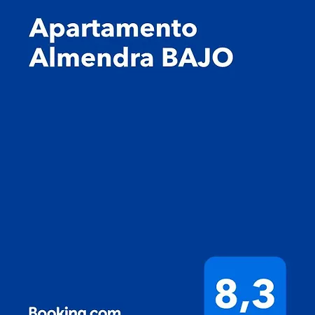 Almendra Bajo شقة *